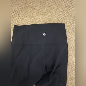 LULU LEMON SIZE 2 BLACK LEGGINGS